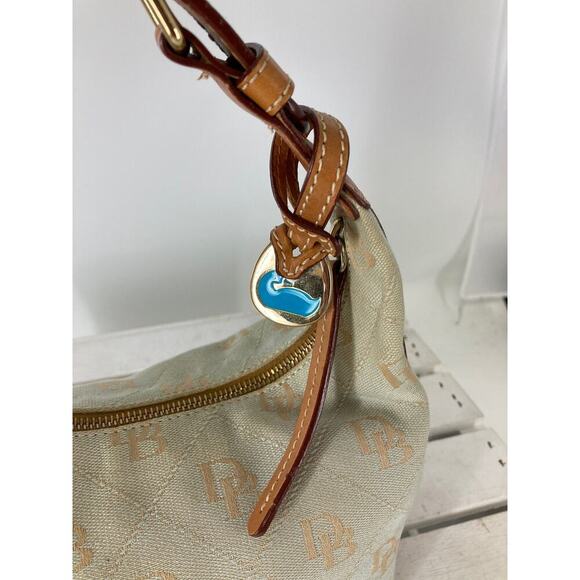 DOONEY & BOURKE, SMALL TAN BROWN CANVAS SIGNATURE HOBO BAG - Picture 4 of 15